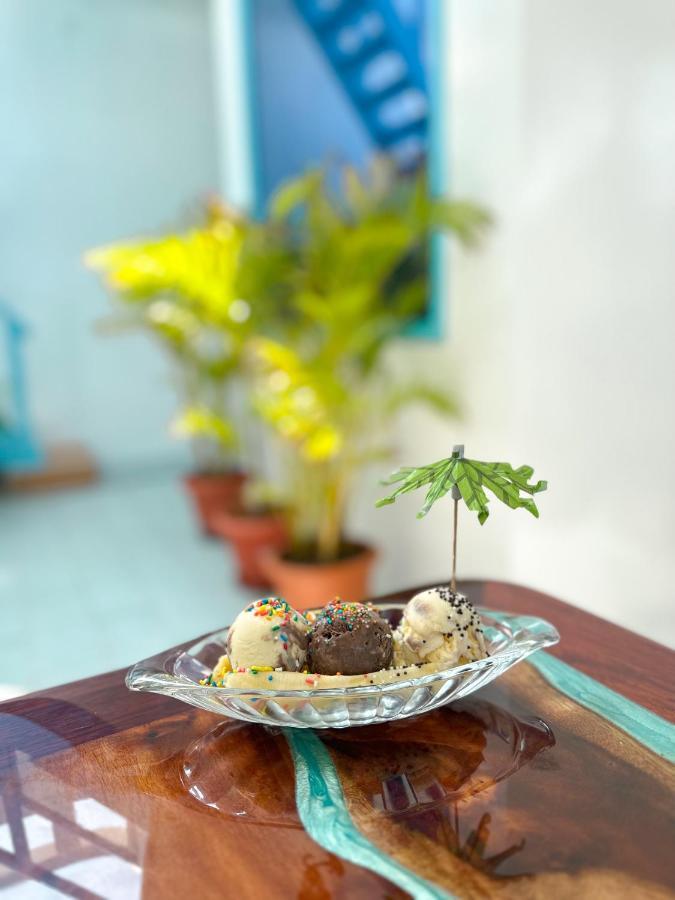 Rushkokaa Beach Villa Fulidhoo Bagian luar foto