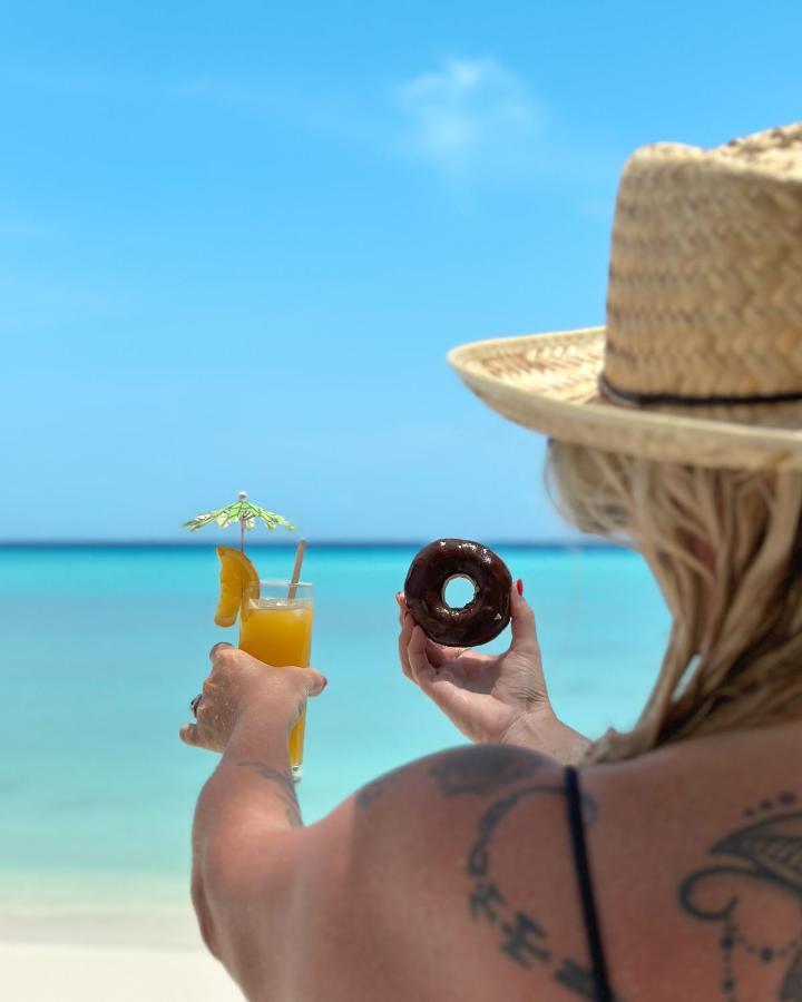 Rushkokaa Beach Villa Fulidhoo Bagian luar foto