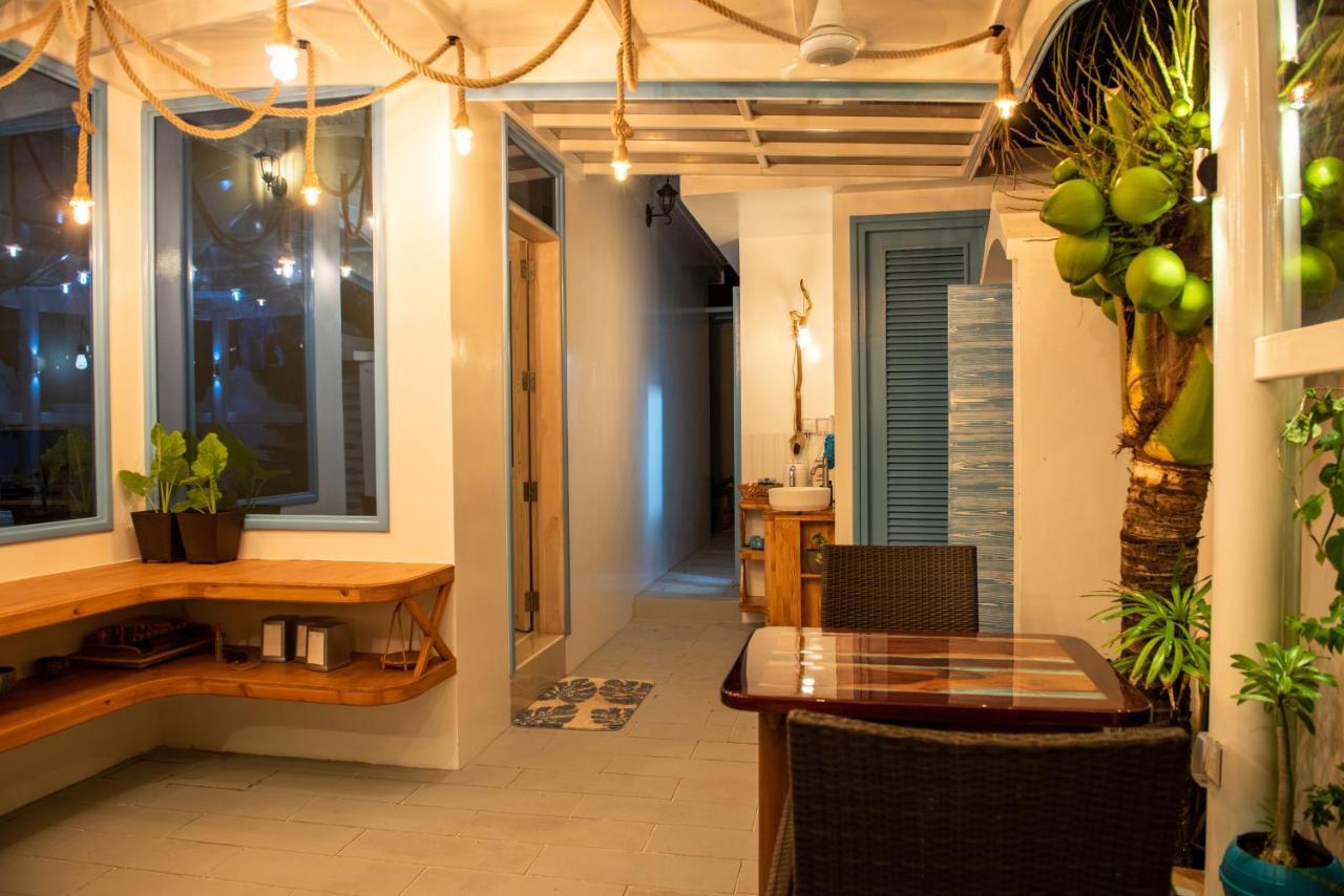 Rushkokaa Beach Villa Fulidhoo Bagian luar foto